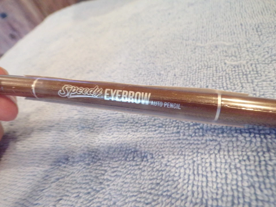 25 NUEVO Lápiz Automático Peripera Speedy Cejas Sellado 3 Marrón .14g Maquillaje Coreano Foto 2 de 4