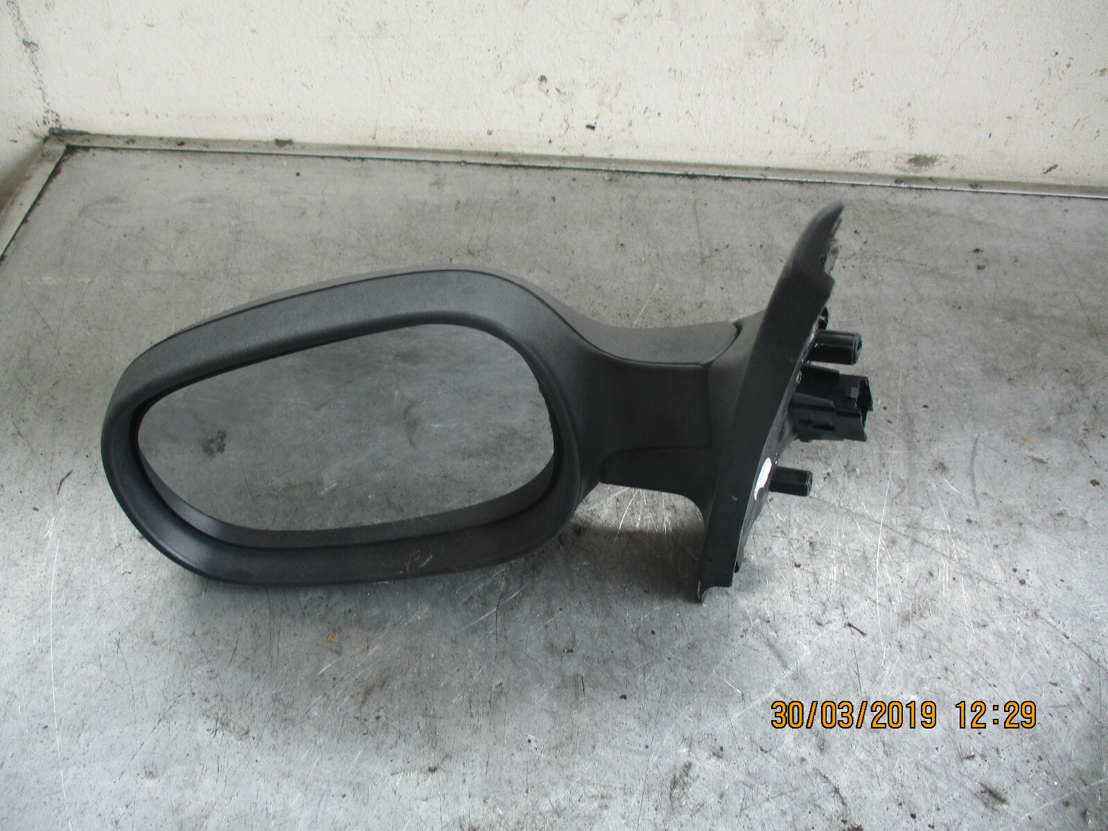 Picture 1 of 4