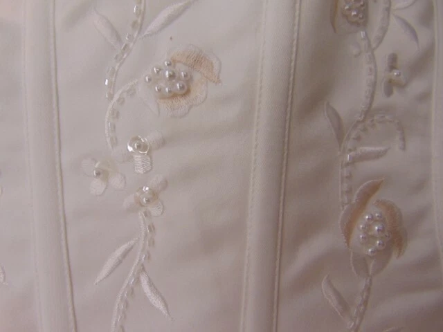 Alfred Angelo Wedding Dress Light Ivory - Image 4 of 4