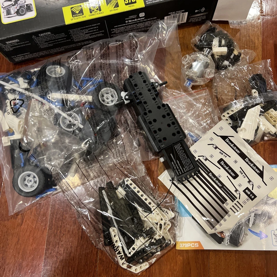 RC Car Kids 2-in-1 Remote Control Car Kit and Building Set Brookstone DIY Open - Image 4 of 4