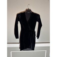 Boohoo Black Crushed Velvet Wrap Mini Dress Size 4 Long Sleeve