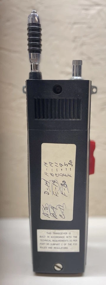 Realistic TRC-100B 5 Watt 6 Channel Walkie Talkie WORKS! - Image 3 of 4