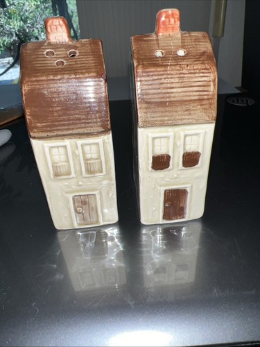Colonial Row House Salt And Pepper Shakers San Francisco England. - Picture 5 of 16