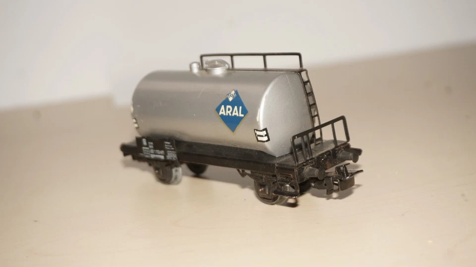 SK1/6] Gauge H0 Märklin 4500 Aral Tank Wagon - Image 3 of 4