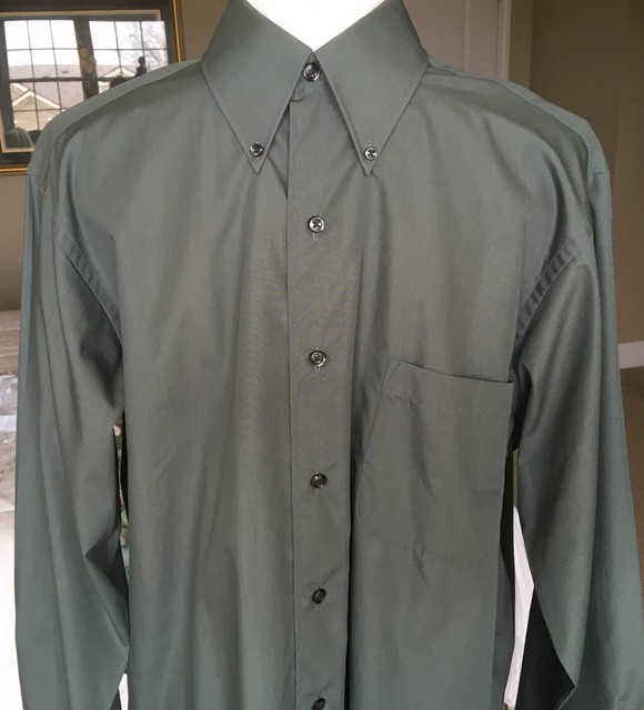 IZOD Silky Poplin Olive Green Button Down Dress Shirt Men’s Large 16 34