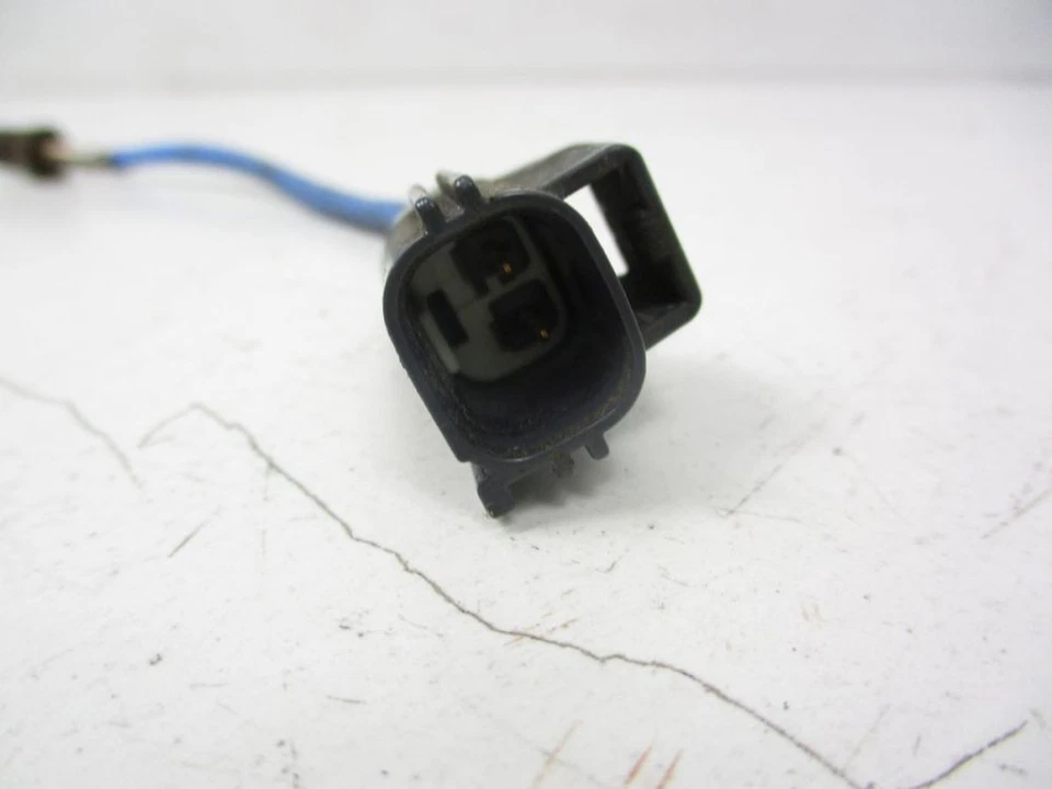 Sensor de temperatura de escape de gases de escape para Ford Transit Courier Box Foto 3 de 4
