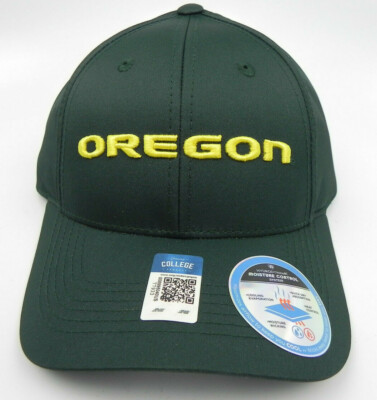 OREGON DUCKS  NCAA AEROCOOL GREEN ADJUSTABLE TOP OF THE WORLD CAP HAT NEW!