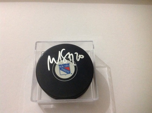 Martin St. Louis Signed Hockey Puck New York Rangers PSA DNA COA Autographed a - Picture 3 of 3
