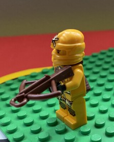 Lego Ninjago Skylor Minifigure yellow Ninja w/ 2 weapon from 70746 New