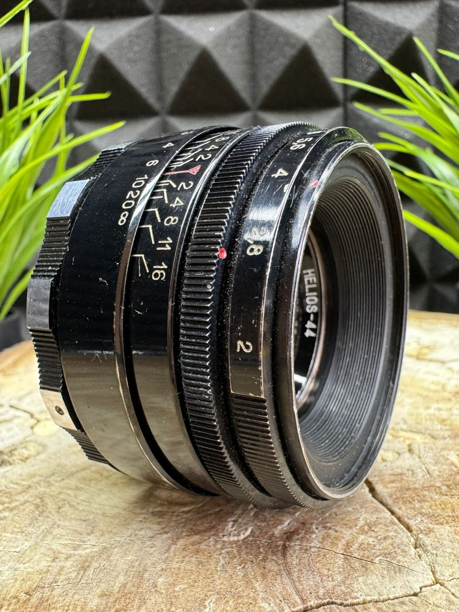 BeLOMO HELIOS 44 ZEBRA M39 f2/58mm Soviet USSR Lens SWIRLY