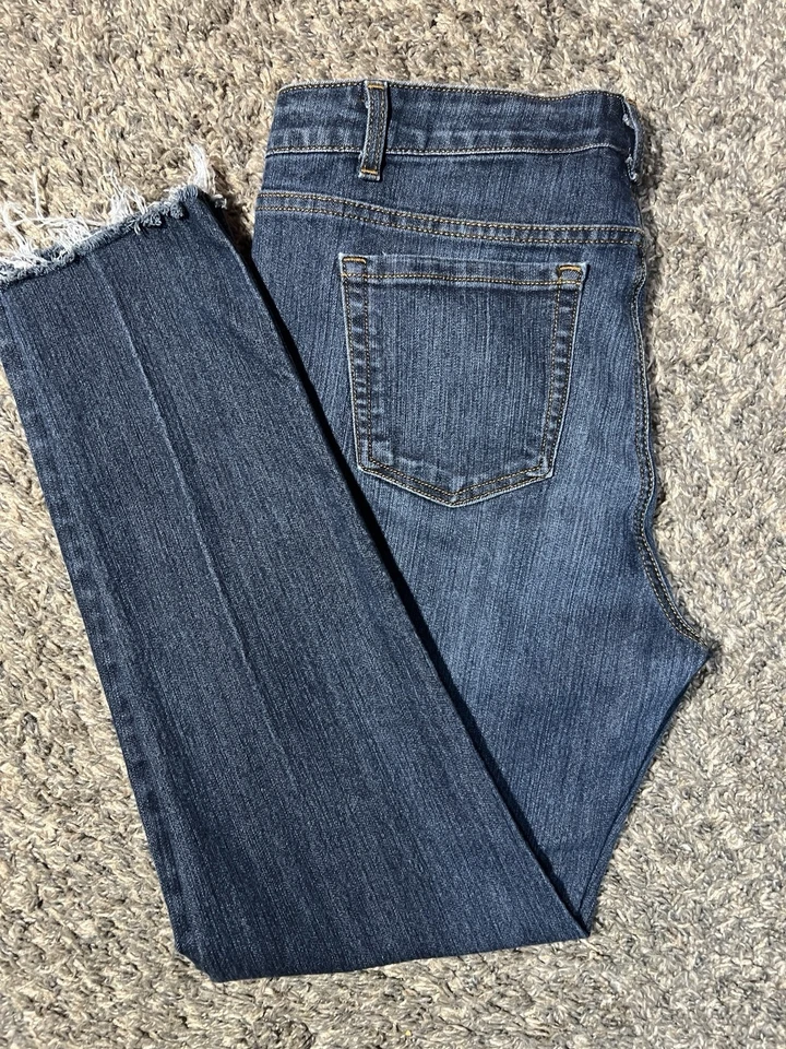 Jones New York Women’s Bleecker Skinny Jeans Classic Stretch Size 14 - Image 2 of 4