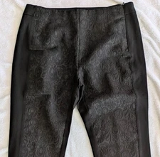White House Black Market Black Jacquard Front Ponte Skinny Ankle Pants Sz 2 NWOT