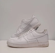 Nike Men's Air Force 1 '07 Low Triple White Size 11.5 Shoes