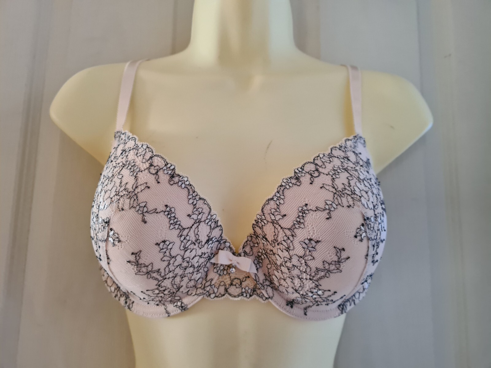 Tu Bra 36C Beige Colour w/ Black Lace Detail Ladies Sainsbury