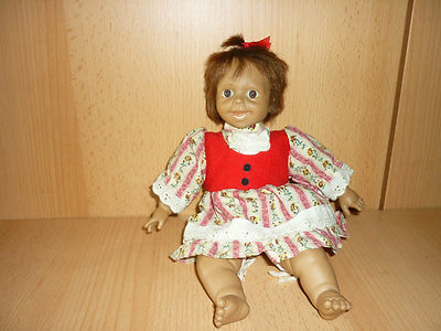 Vintage Alte Simba Puppe mit Kleidung, Gr. ca. 28 cm., Top Zustand