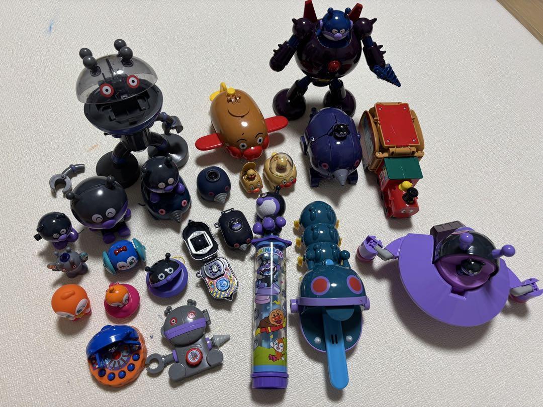 Anpanman Baikinman Dadan Toy Set Chiki Big Transformation Series