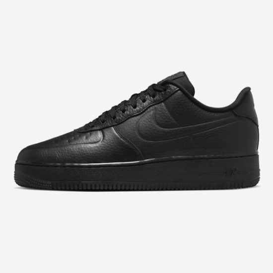 Непромокаемые кроссовки Nike Air Force 1 07 Pro-Tech Triple черного цвета (FB8875-001)