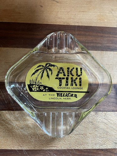 Vintage LINCOLN Nebraska AKU TIKI COCKTAIL LOUNGE PRESSO L'ABITANTE DEL VILLAGGIO
