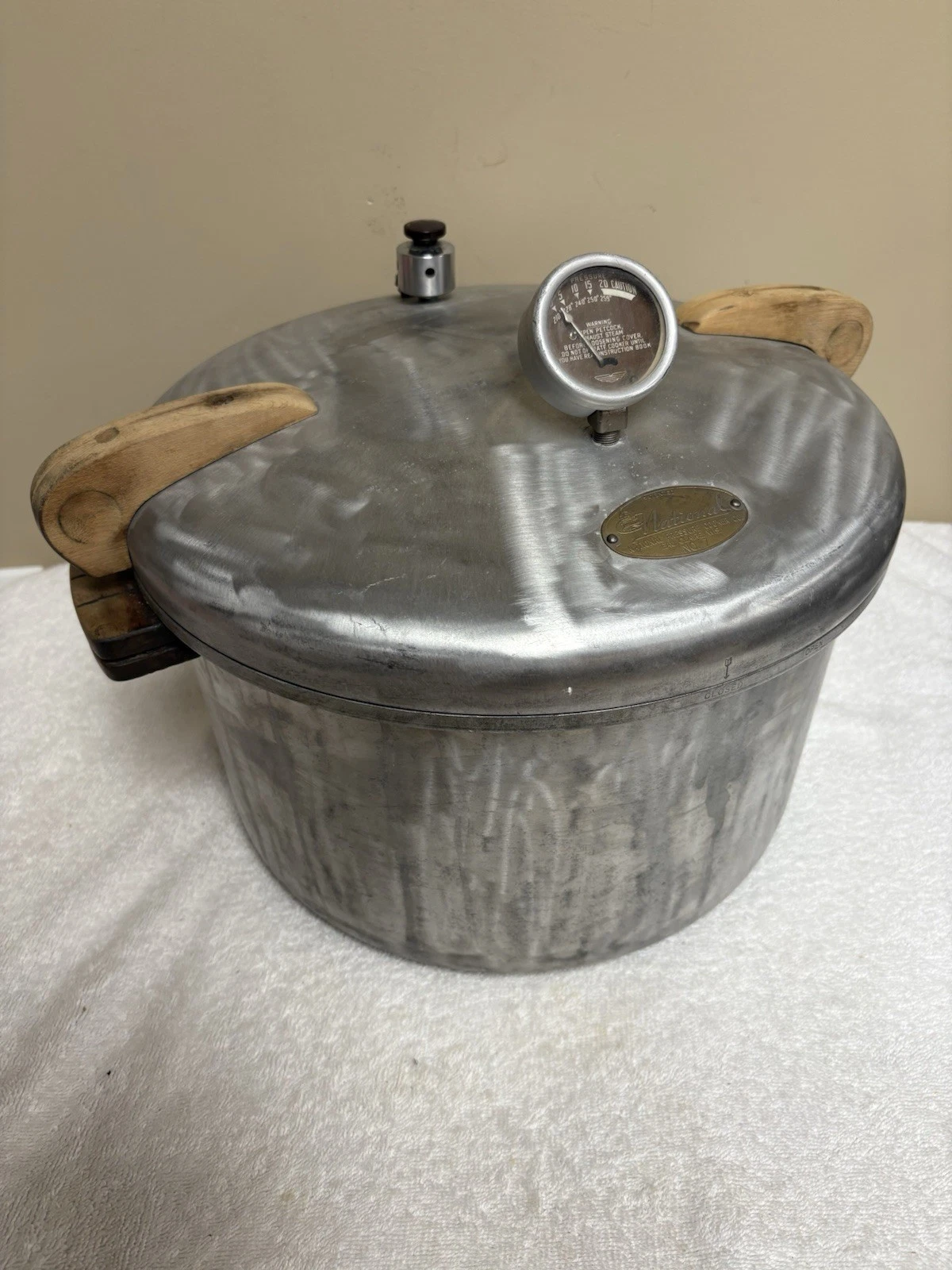 VINTAGE 🔥 Aluminum NATIONAL Pressure Cooker Canner No. 7 Wood Handles 16 Qt