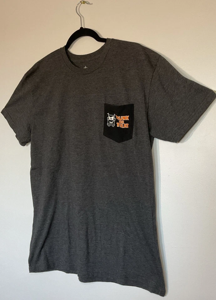 Disney Parks California Adventure Honkin' Haul-o-ween 2019 talla L Foto 3 de 4