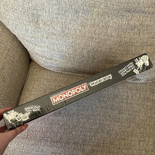 Hasbro Monopoly Cheaters Edition 2018 Board Game Kids Family Fun NEW SEALED - Picture 2 of 6