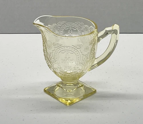 Vintage Indiana Glass Horseshoe Creamer - Yellow Depression Glass