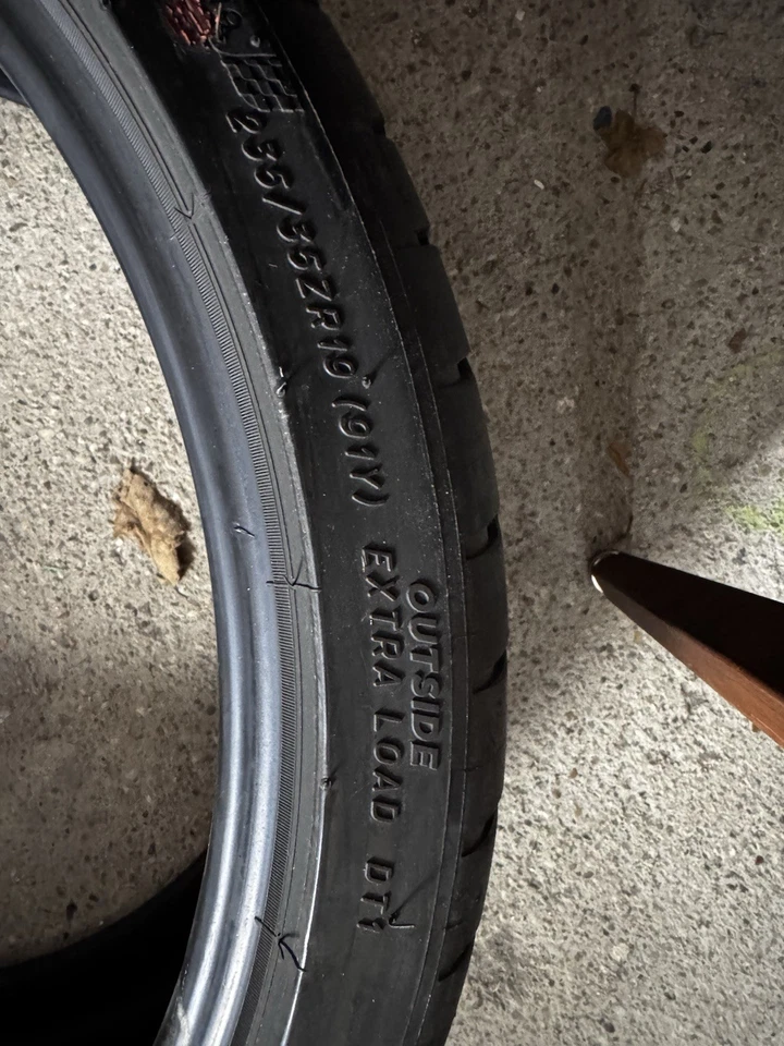 Michelin Pilot Sport 4 S 235/35 ZR19 (91Y) XL DT1 - Bild 2 von 4