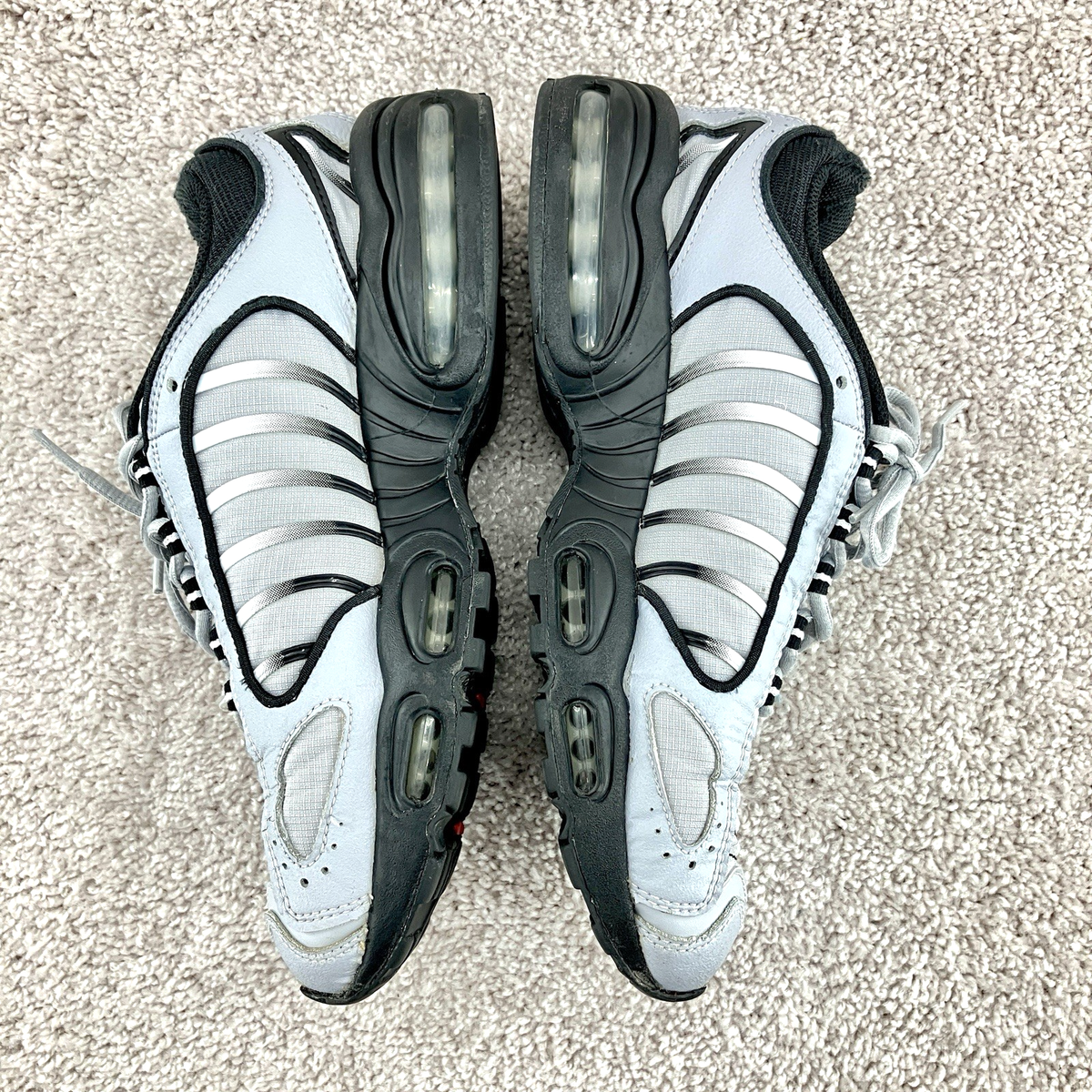 Nike Air Max Tailwind 4 Men's Size 10.5 Wolf Gray Black Running