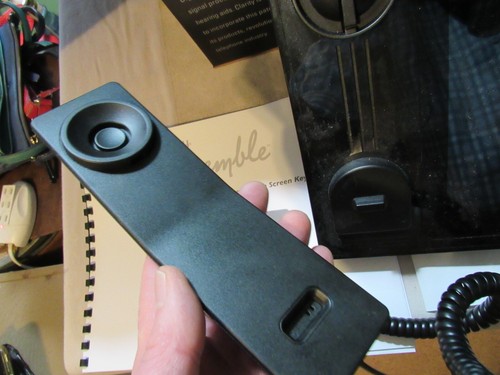 Clarity Ensemble CC Touch Screen Land Line Phone Amplified Captioned Touchscreen - Zdjęcie 11 z 14