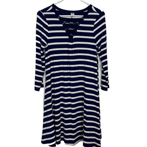 navy blue alo dress ALO dress perfect for any sports outing or cute