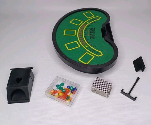 Mini Black Jack Table With Miniature Cards & Chips - Picture 7 of 17