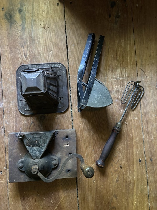 Lot of 4 Vintage Kitchen Utensils Tools Gadgets Lot Farmhouse Primitive Decor