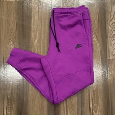 Nike Sportswear Tech Fleece Joggers Men’s Size XL Purple Bold Berry HV0959-505