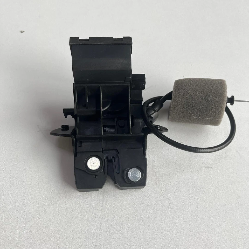 Trunk Latch Tailgate Lock Actuator For Mercedes C230 CLS550 CLK350 E320 SLK300 - Image 3 of 4