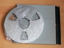 1 Alu Tonbandspule- ca. 26,5  cm in Folie / 1 Revox Schuber (Spule ist neu)