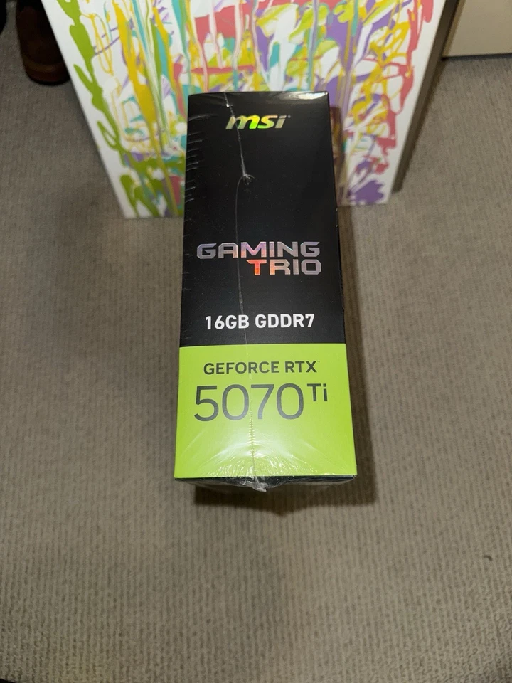 MSI GeForce RTX 5070 Ti 16G GAMING TRIO OC - NUEVO/SELLADO Foto 3 de 4