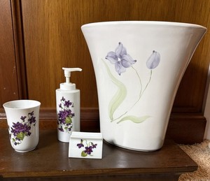 Purple Flower Bathroom Set