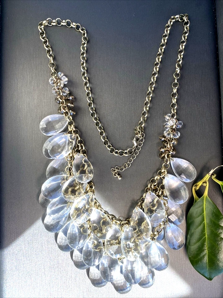 Collar con flecos Lucite transparente vintage joyería patrimonial usado lágrima facetada