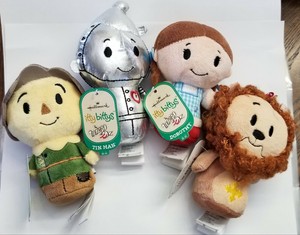 Hallmark Itty Bittys Wizard Of Oz Set of 4 | eBay