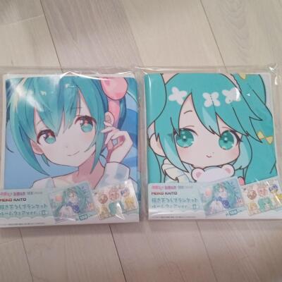 Hatsune Miku's newly drawn blanket room wear ver. All 2 types set 100cm