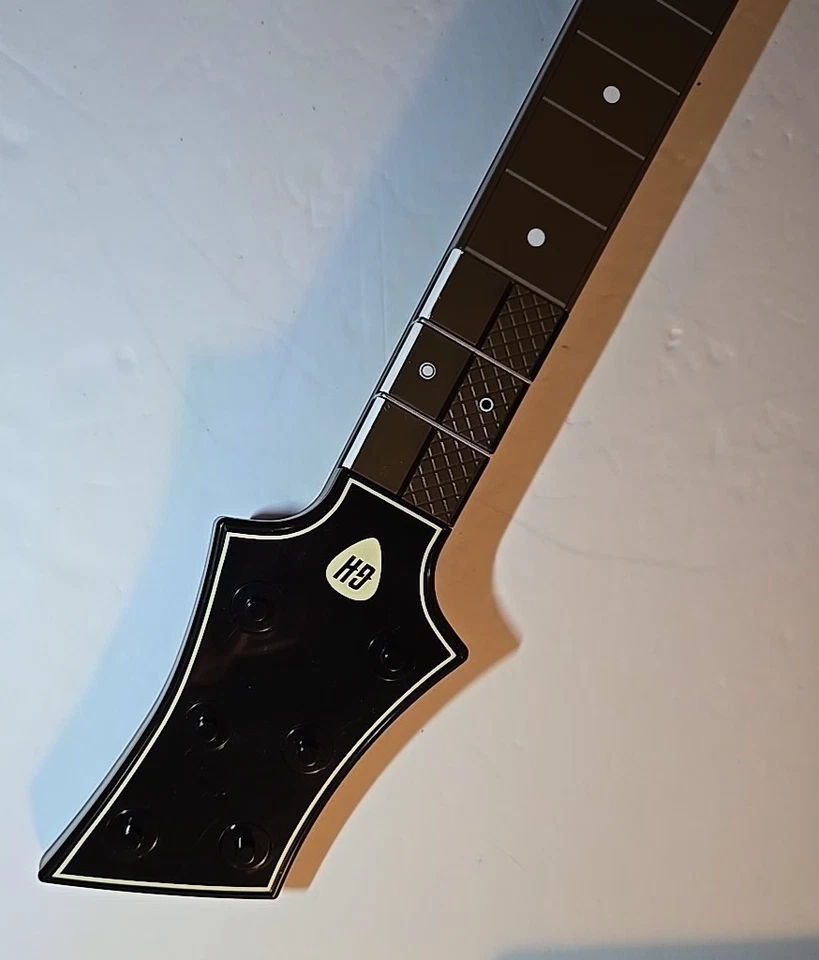 Guitar Hero Live Wireless Guitar W Strap CE0700 Only NO DONGLE PS4 Xbox One - Image 4 of 4