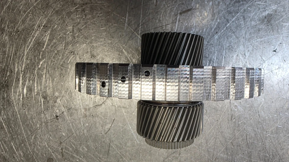 8l45 sungear for Rear Planet Assembly - Image 2 of 4