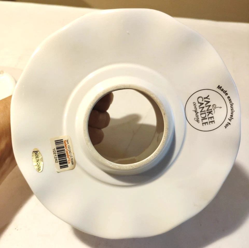 Yankee Candle Large Ceramic Jar Shade Wild Roses Lilacs Floral Chintz Plate - Image 2 of 4