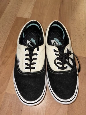 Vans Authentic
