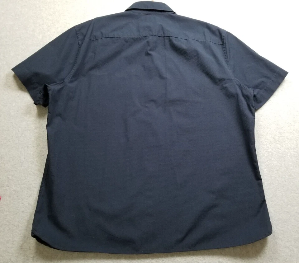 Camisa con botones Axist para hombre extra grande XL azul oscuro manga corta dos bolsillos Foto 3 de 4