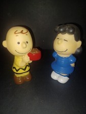 Charlie Brown And Lucy Squeaky Toy Vintage 1966.