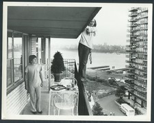 MICHAEL BRANDON TIPPY WALKER in Jennifer On My Mind '71 BALCONY