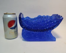 L.G. Wright Cobalt Glass Christmas Sleigh Daisy and Button 5" by 8"
