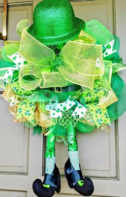 St Patricks Day Wreath Light Up 