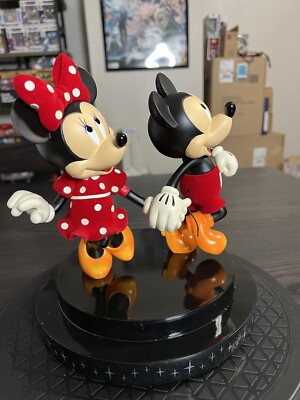 Mickey and Minnie figurines 25th Anniversary Limited Edition